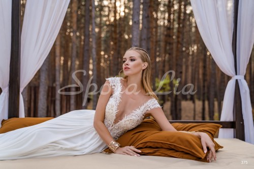 https://www.sposa-lia.com/images/stories/virtuemart/product/375       (5).jpg